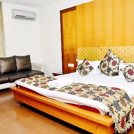 Hotel Mandakini Plaza Kanpur Extérieur photo