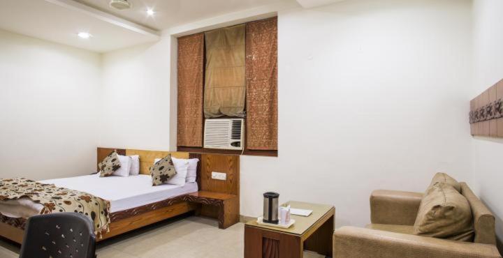 Hotel Mandakini Plaza Kanpur Extérieur photo