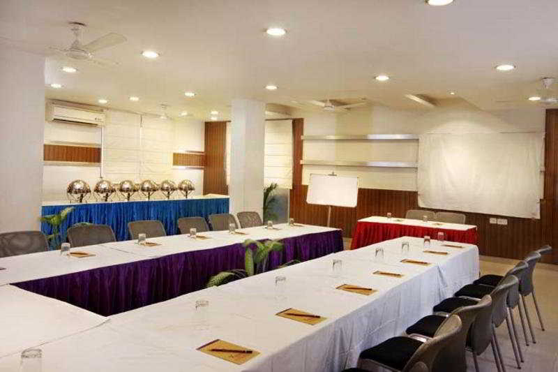 Hotel Mandakini Plaza Kanpur Facilités photo